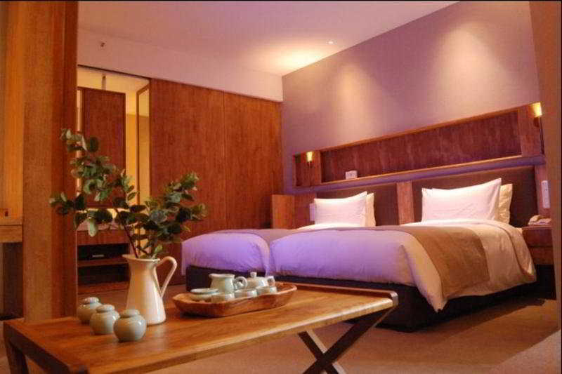 Tea Boutique Hotel Hangzhou Exterior photo